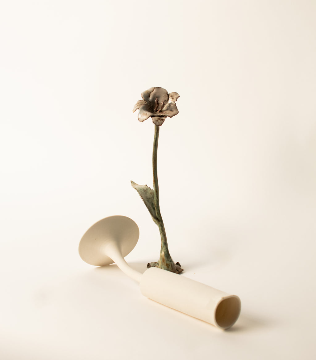 Blomma i stengods